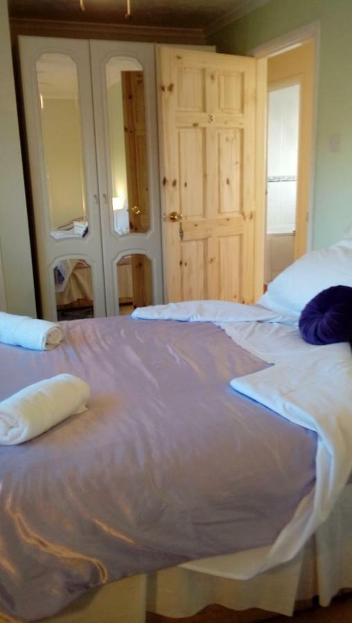 Lavender House Hotel Бридженд Екстериор снимка